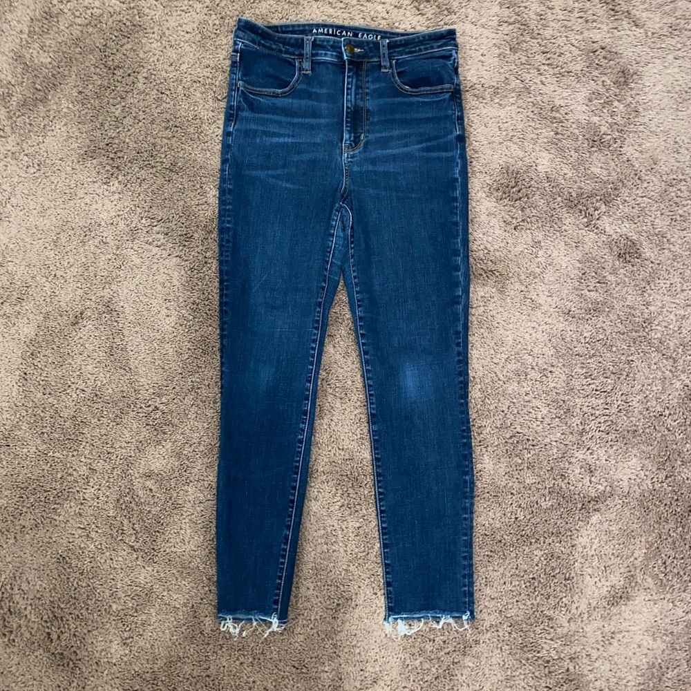 American Eagle high rise Skinny Raw Hem jeans size 12